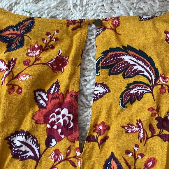 F21 Paisley Tunic,tag L,but has shrunk a bit so would say closer to small/medium - Picture 6 of 6